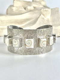Vintage Sterling Silver Shiva Eye Shell Cuff