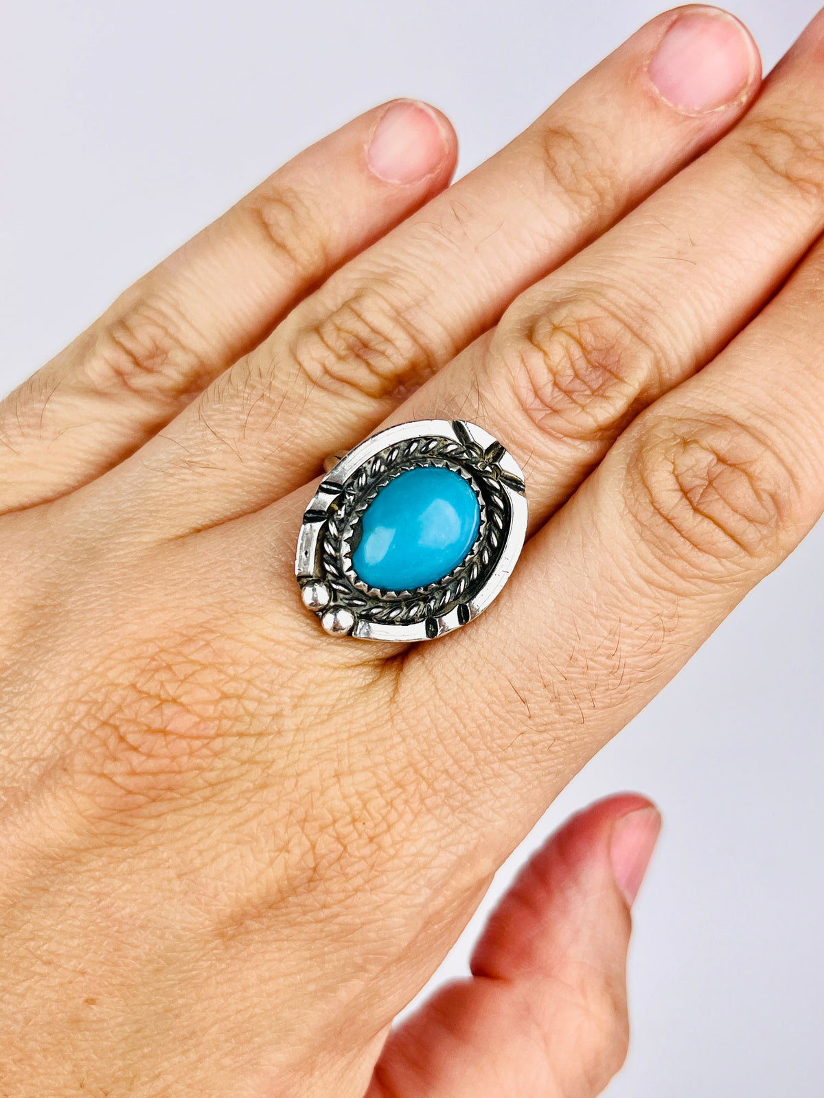 Vintage Mid-Century Navajo Sterling Silver Turquoise Ring
