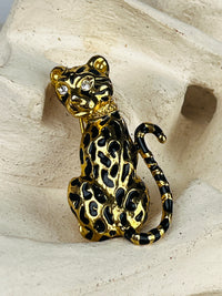 Vintage Seated Leopard Brooch