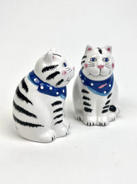 Vintage Ceramic Cat Salt & Pepper Shakers