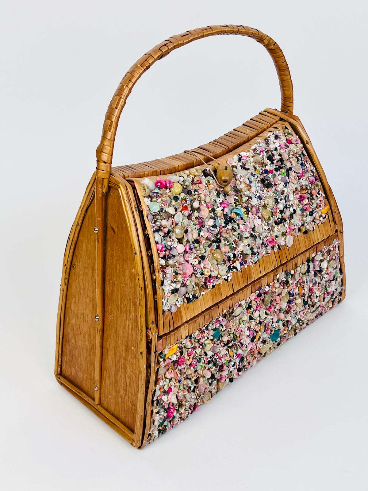Vintage Woven Wicker Seashell Bag