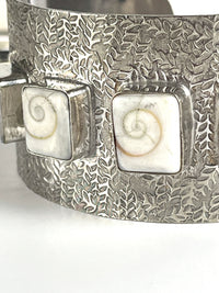Vintage Sterling Silver Shiva Eye Shell Cuff