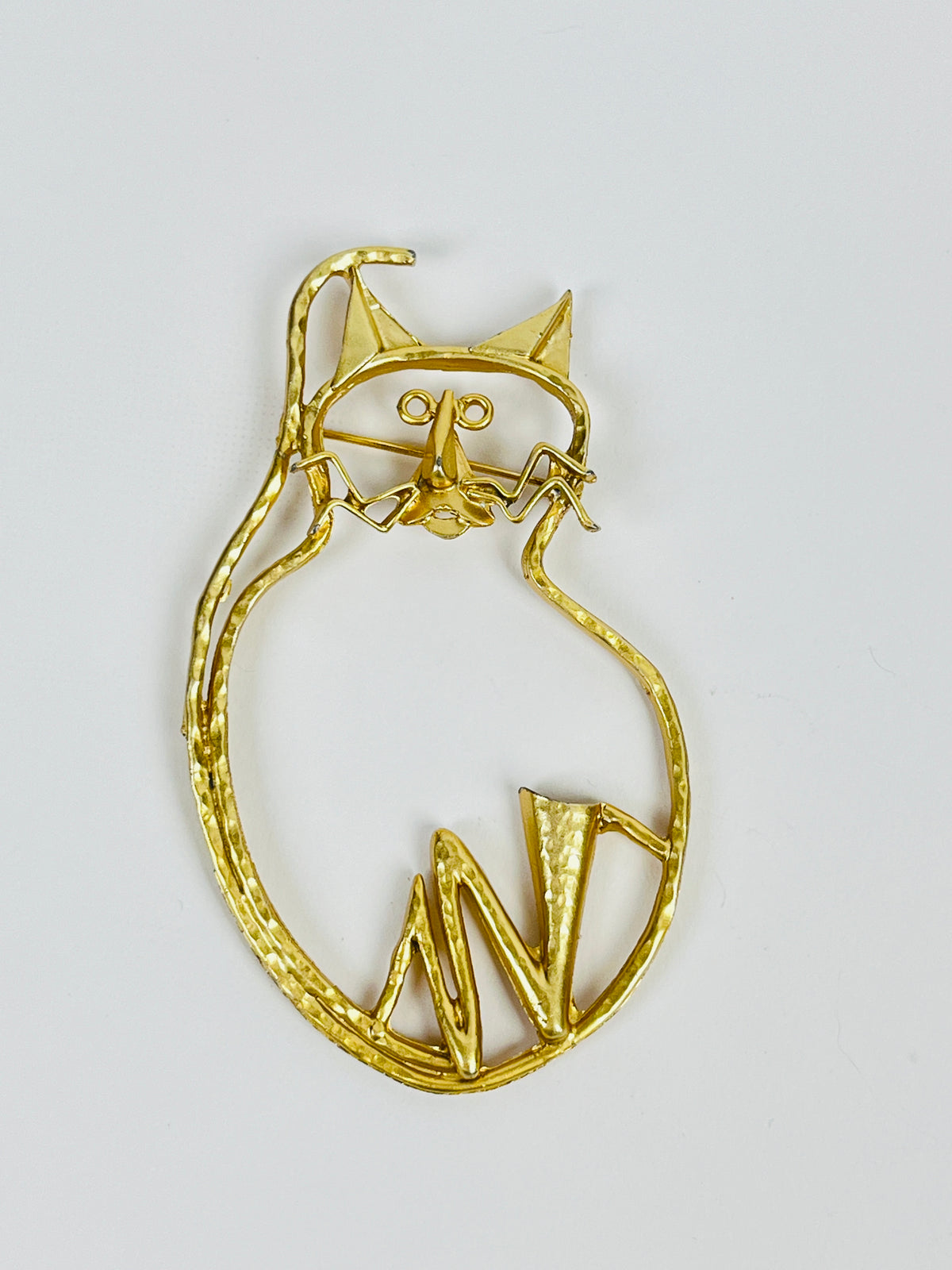 Vintage Postmodern Cat Brooch