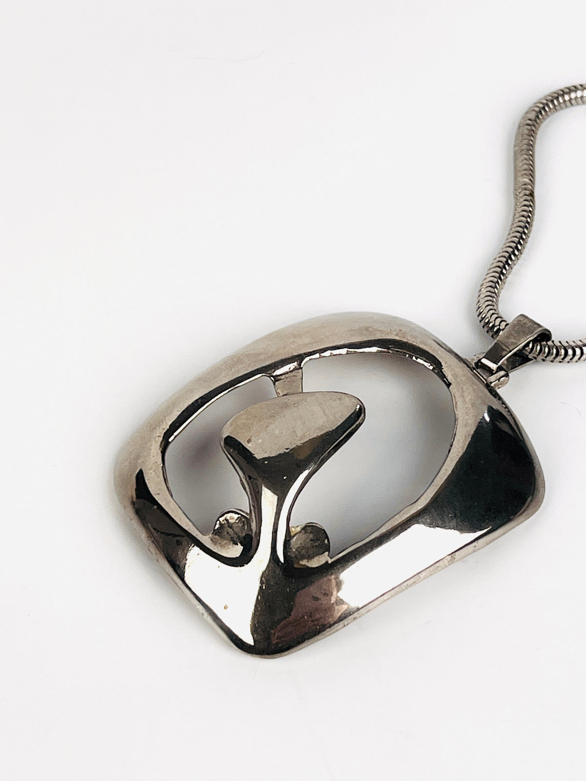 Modernist Silver Tone Pendant Necklace