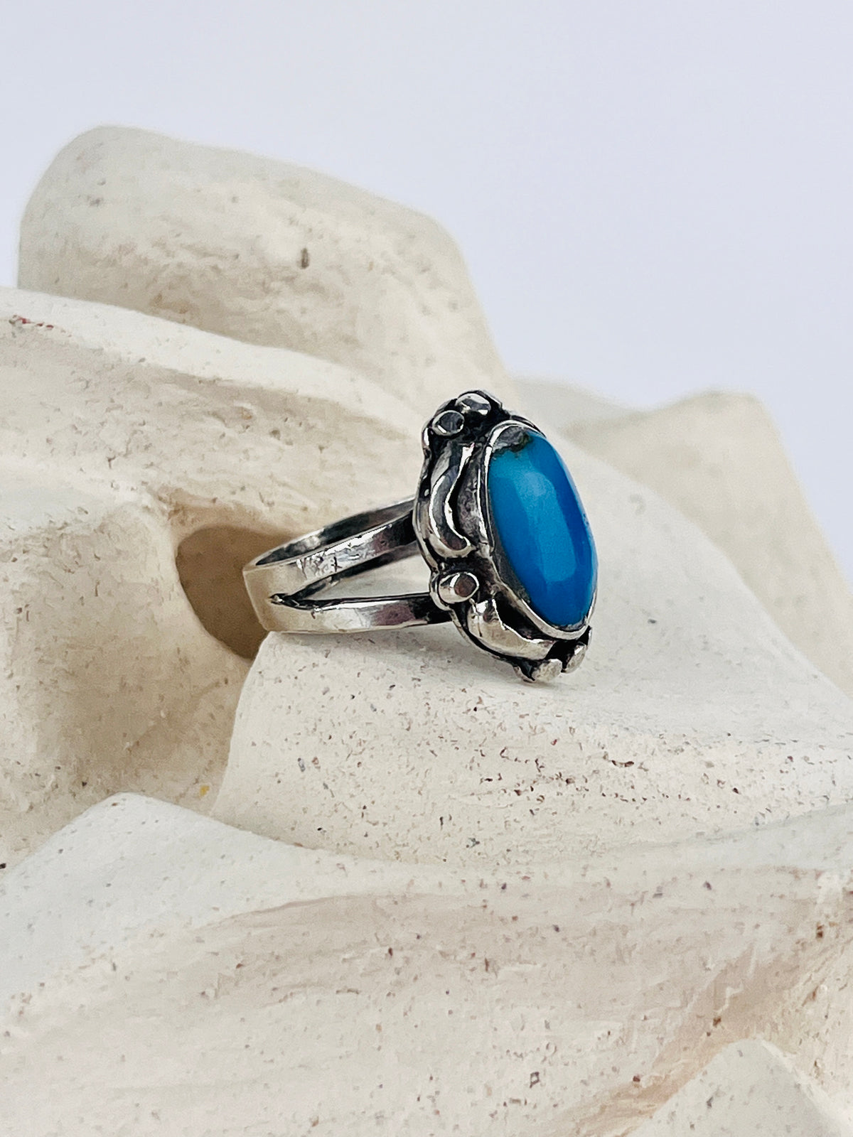 Vintage Navajo Sterling Silver Sleeping Beauty Turquoise Ring