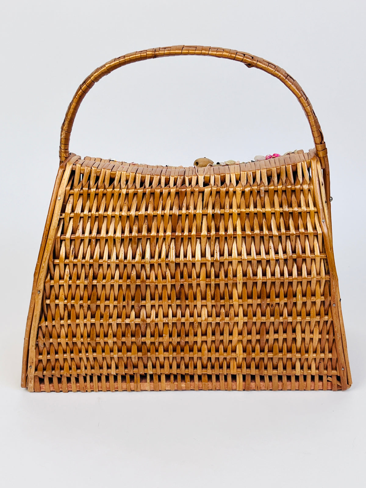 Vintage Woven Wicker Seashell Bag
