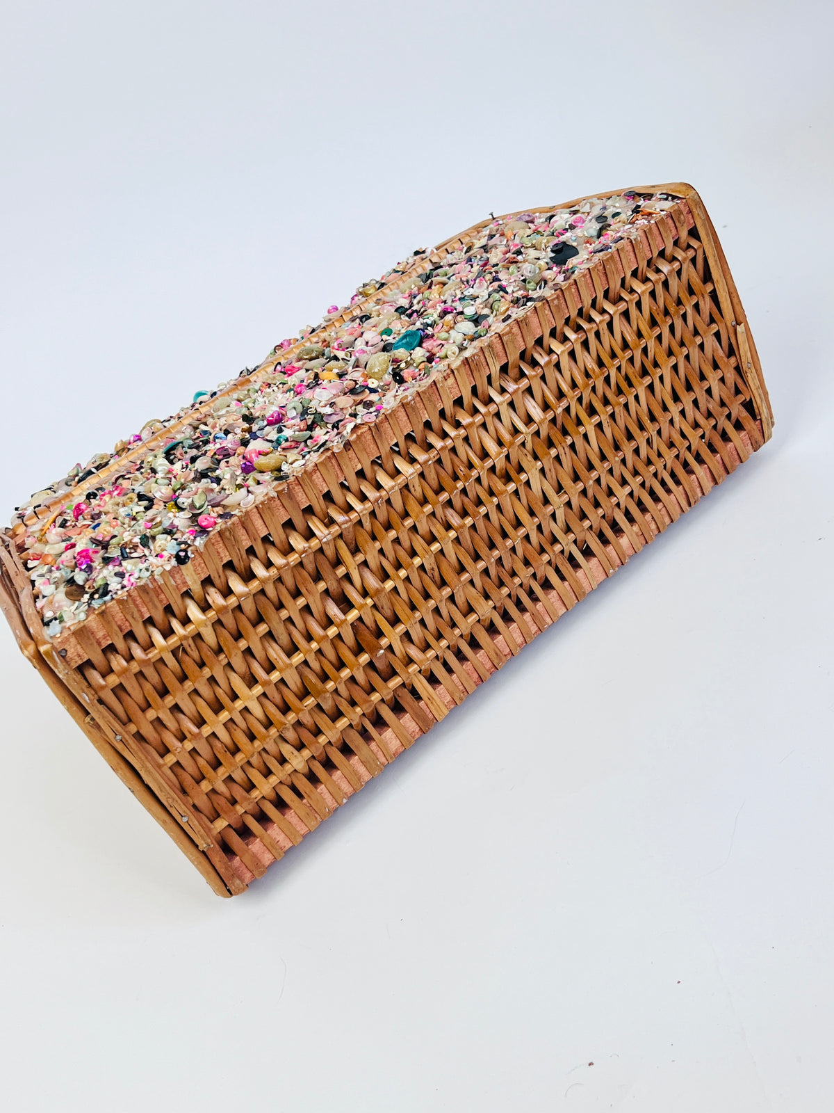 Vintage Woven Wicker Seashell Bag