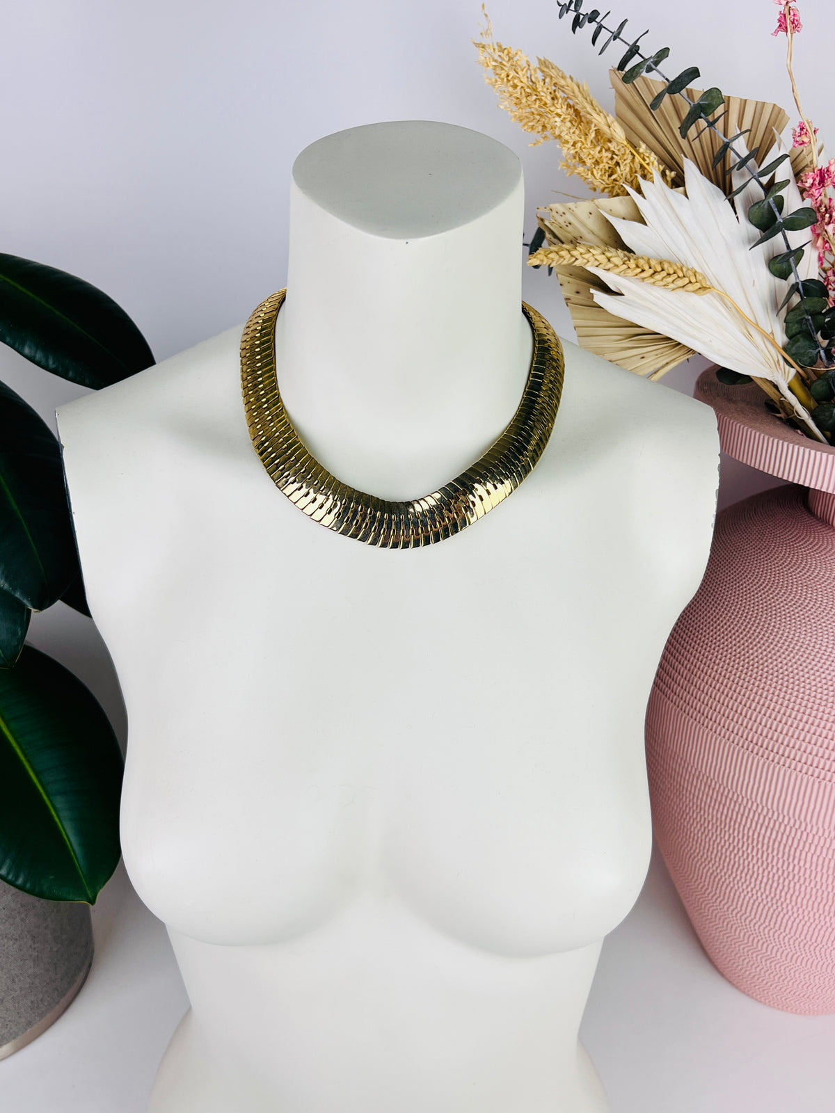 Vintage Gold Tone Collar Necklace