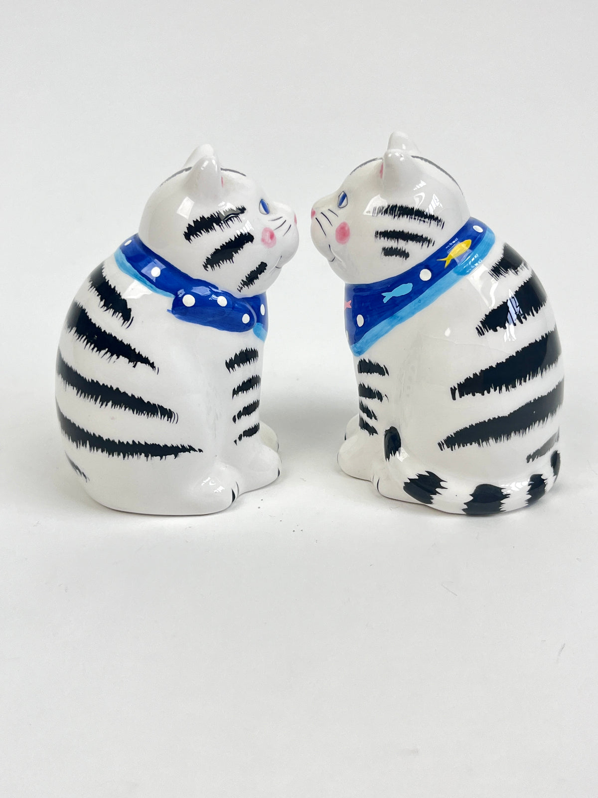 Vintage Ceramic Cat Salt & Pepper Shakers