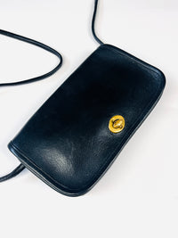 Vintage 1970s Early Coach Dinky Bag