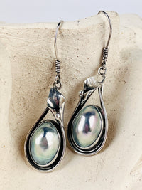 Vintage Osmena Pearl Sterling Calla Lily Earrings