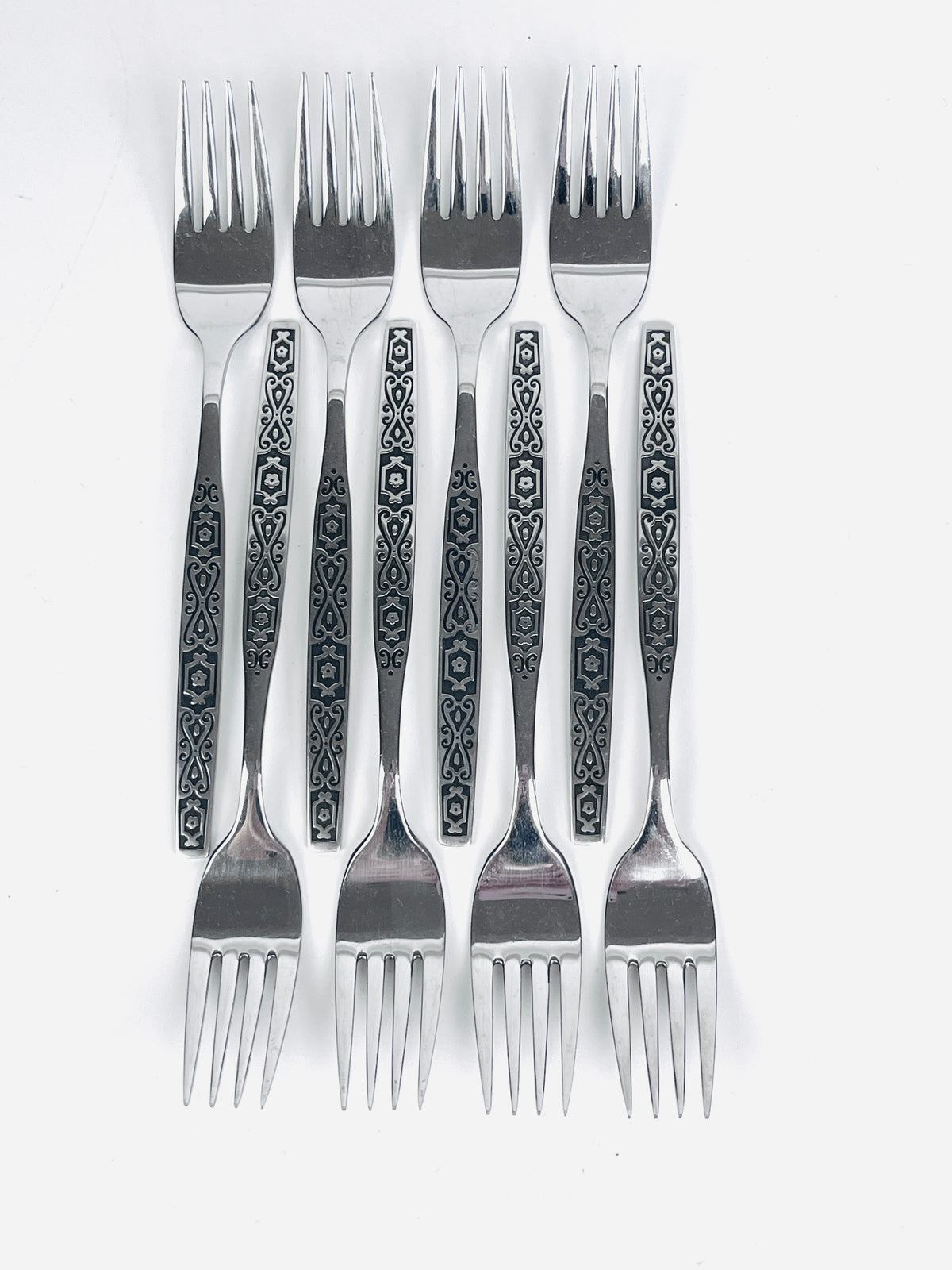 Vintage Oneida Flatware Set - 42 Pieces