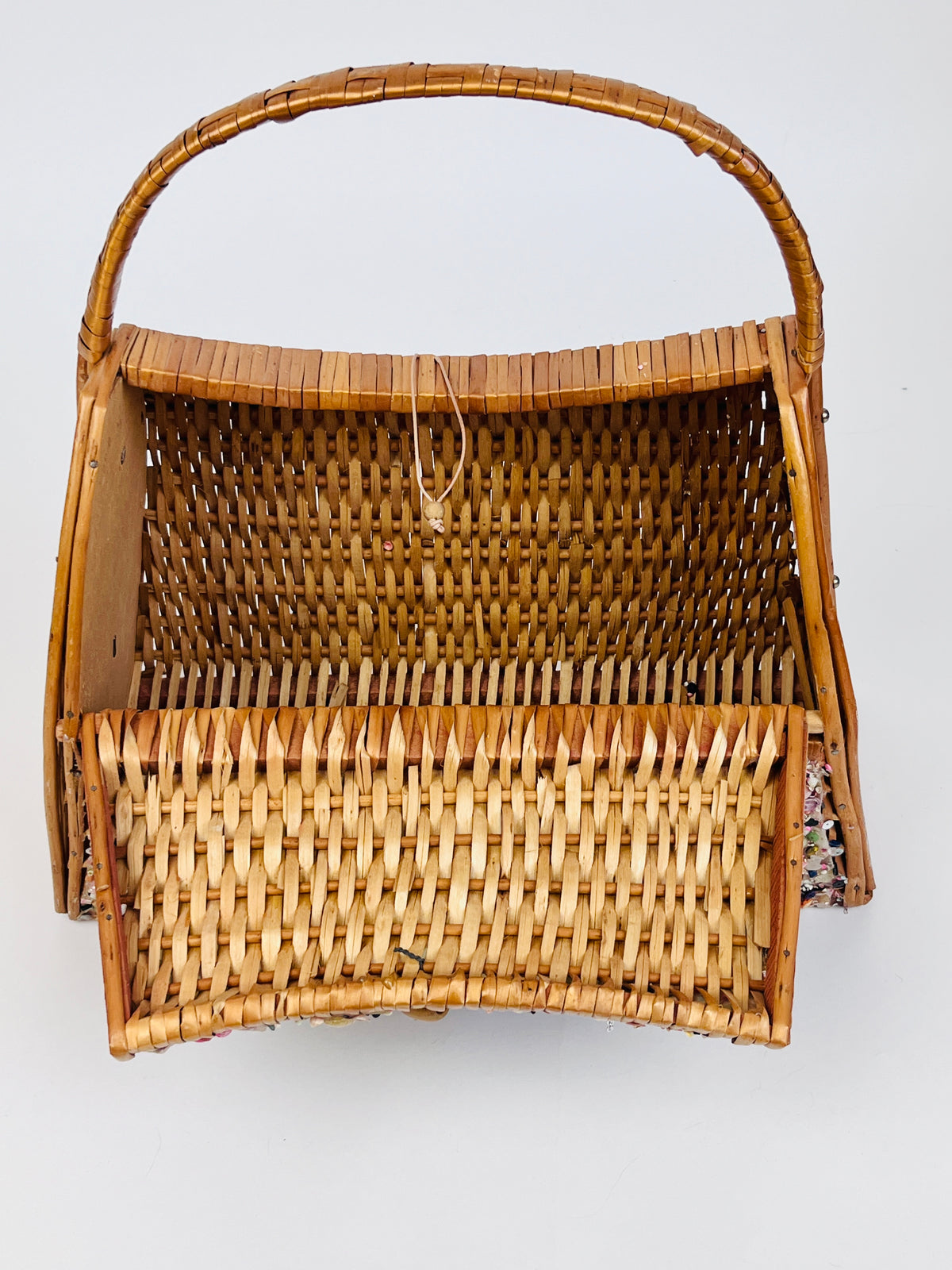Vintage Woven Wicker Seashell Bag