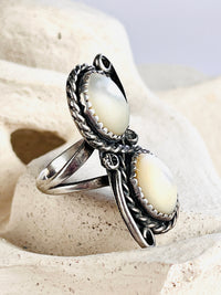 Vintage Navajo Sterling & Mother of Pearl Ring