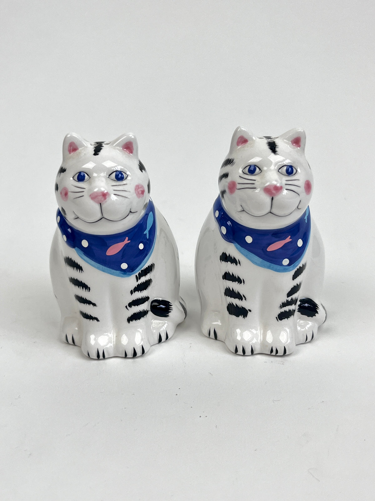 Vintage Ceramic Cat Salt & Pepper Shakers