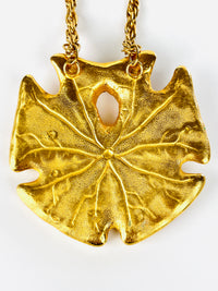 Vintage 1960s Gold-Plated Sand Dollar Necklace