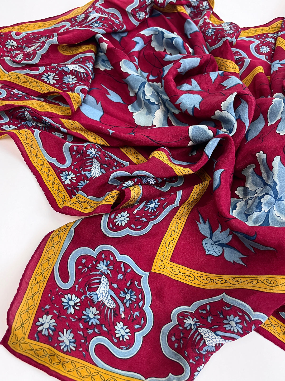Metropolitan Museum of Art Scarf