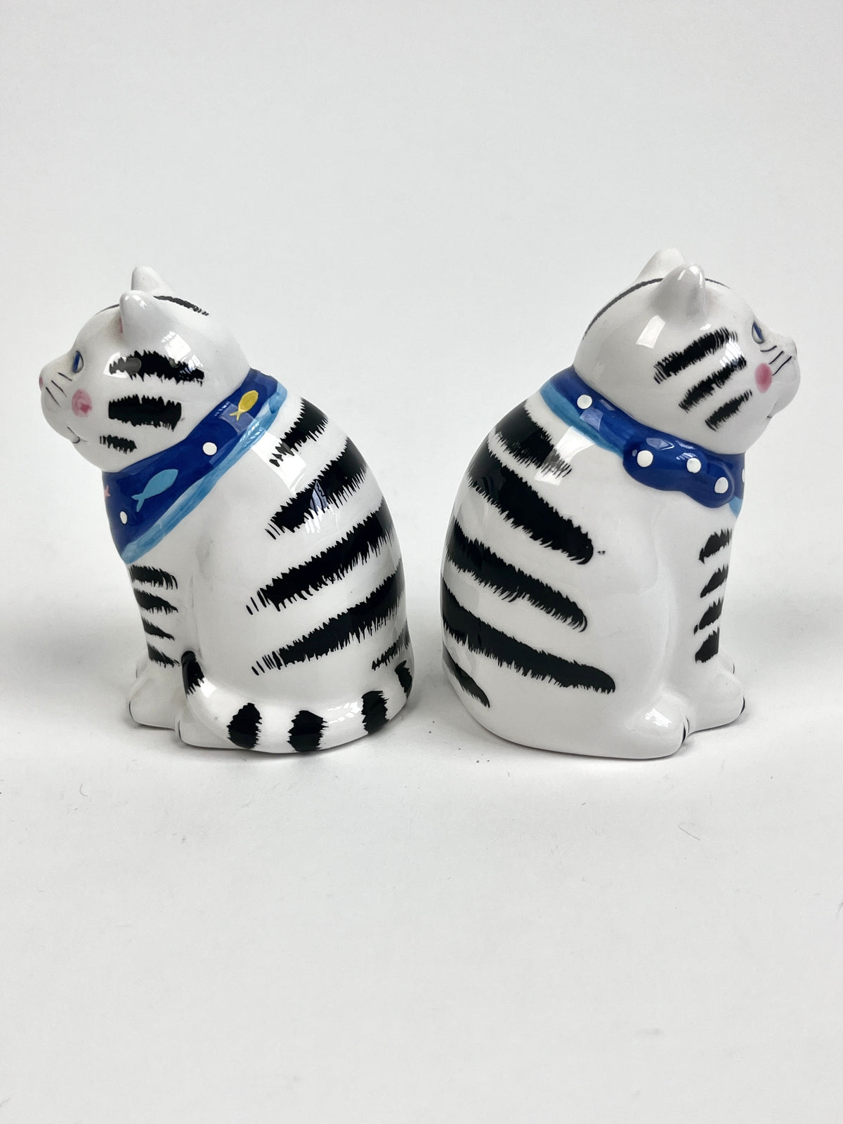 Vintage Ceramic Cat Salt & Pepper Shakers