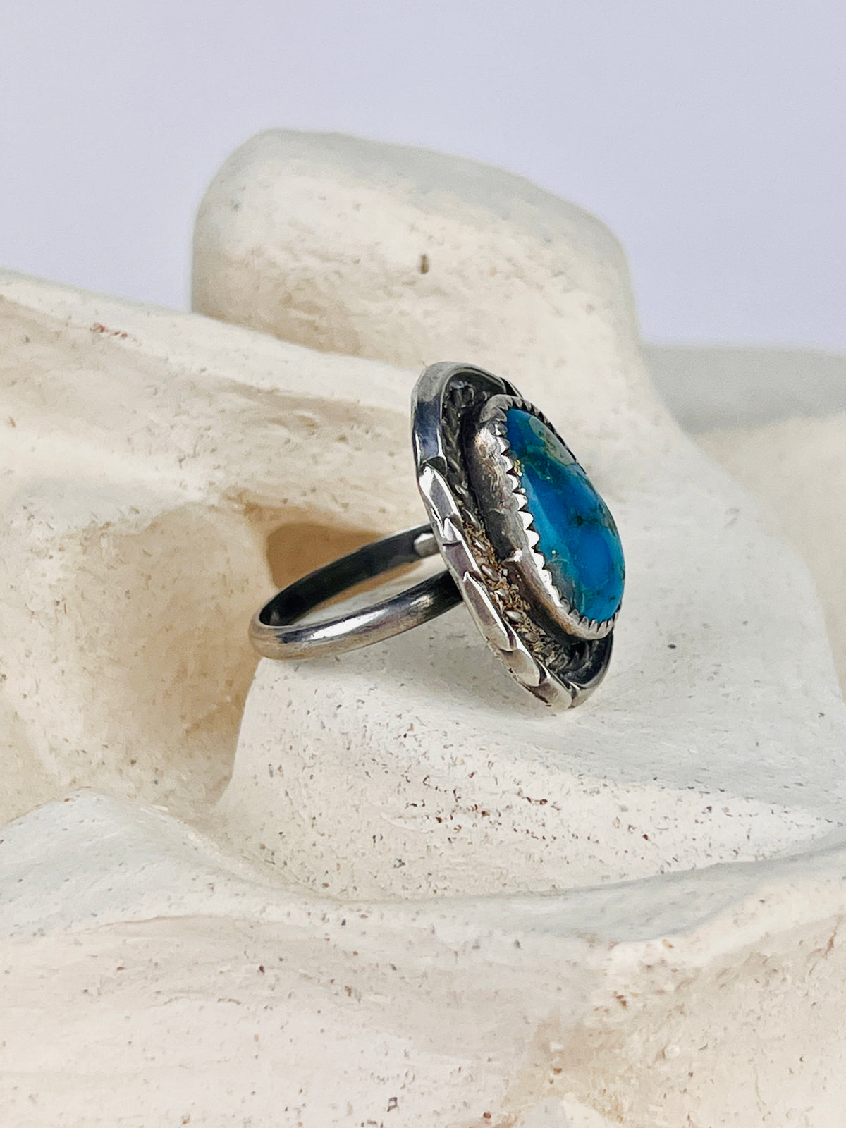 Vintage Mid-Century Navajo Sterling Silver Turquoise Ring