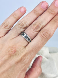 Sterling Crevice Band