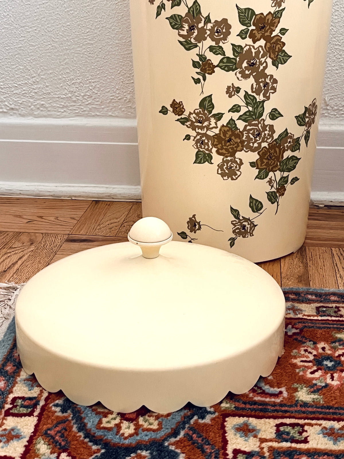 Mid-Century Laundry Hamper