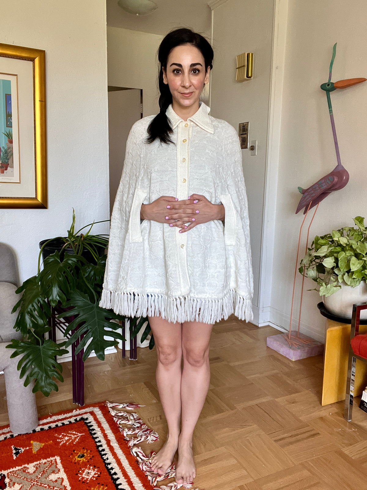 Vintage Knit White Cape - Bow Pattern