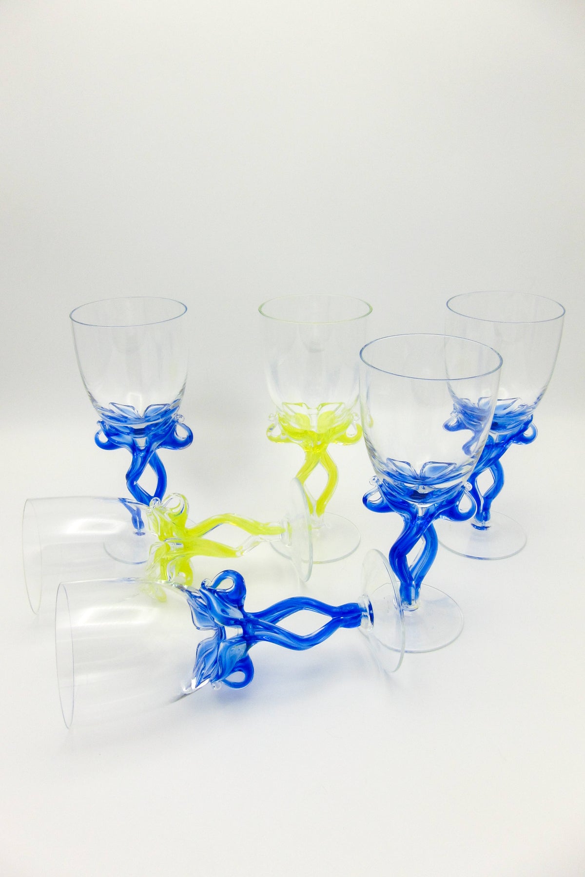 Jozefina Krosno wine glasses art glass