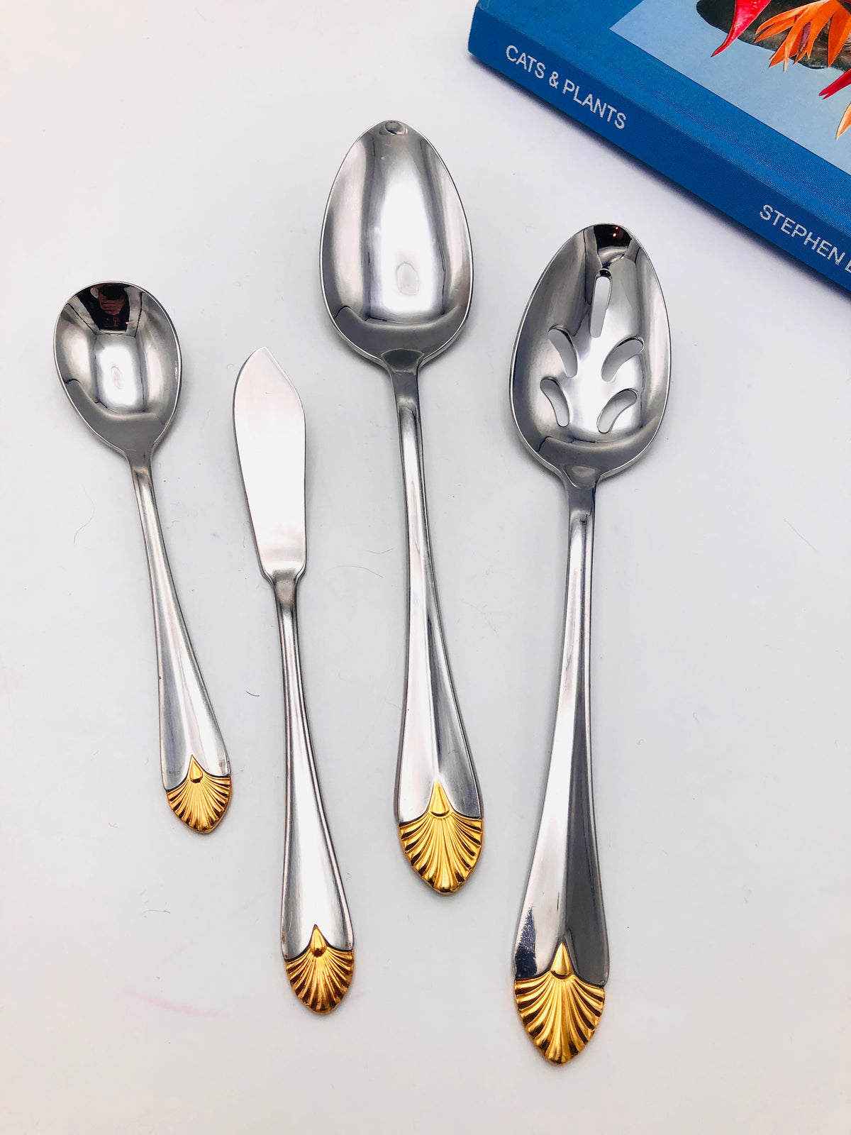 Vintage Royal Limited Flatware Set