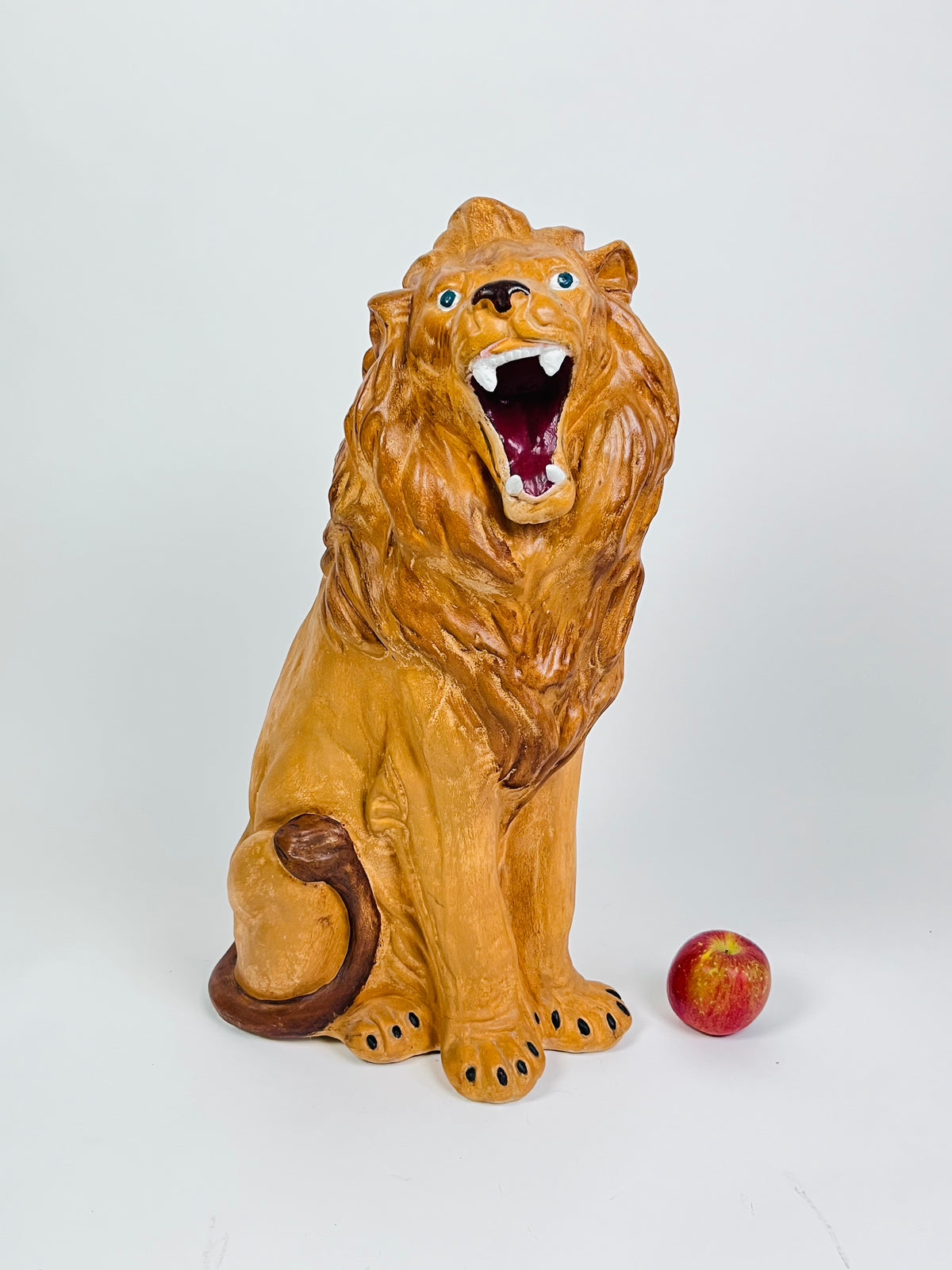 70s Vintage Chalkware Lion Statue
