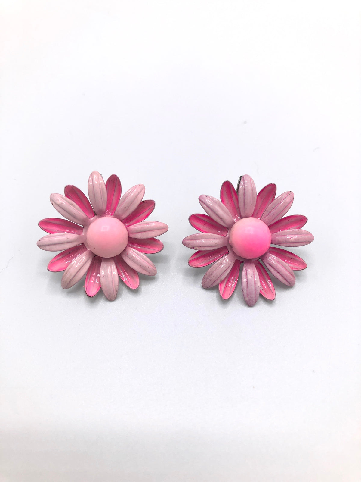 Vintage Pink Flower Earrings