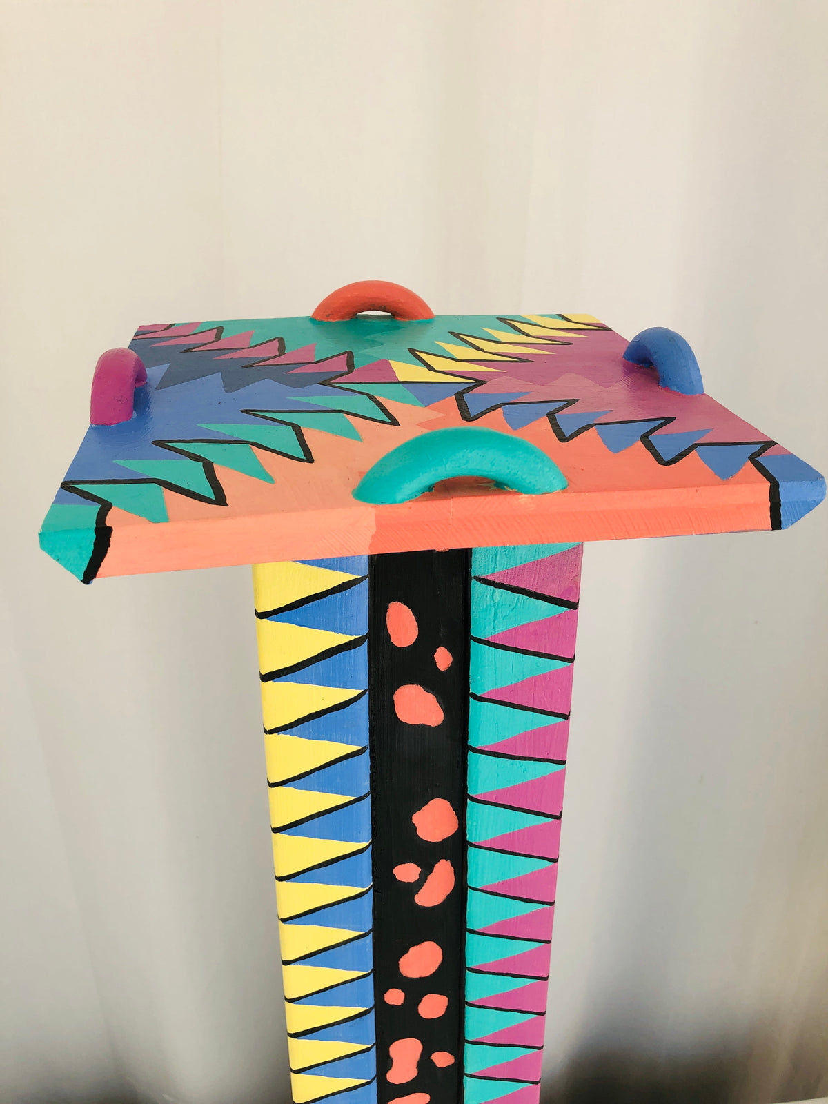 Postmodern Memphis Style Pedestal