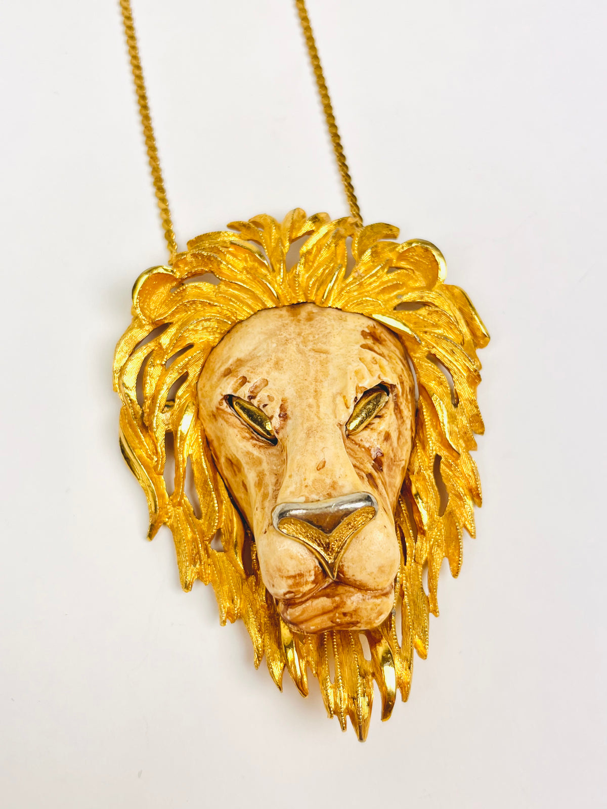60s Extra Large Lion Head Necklace