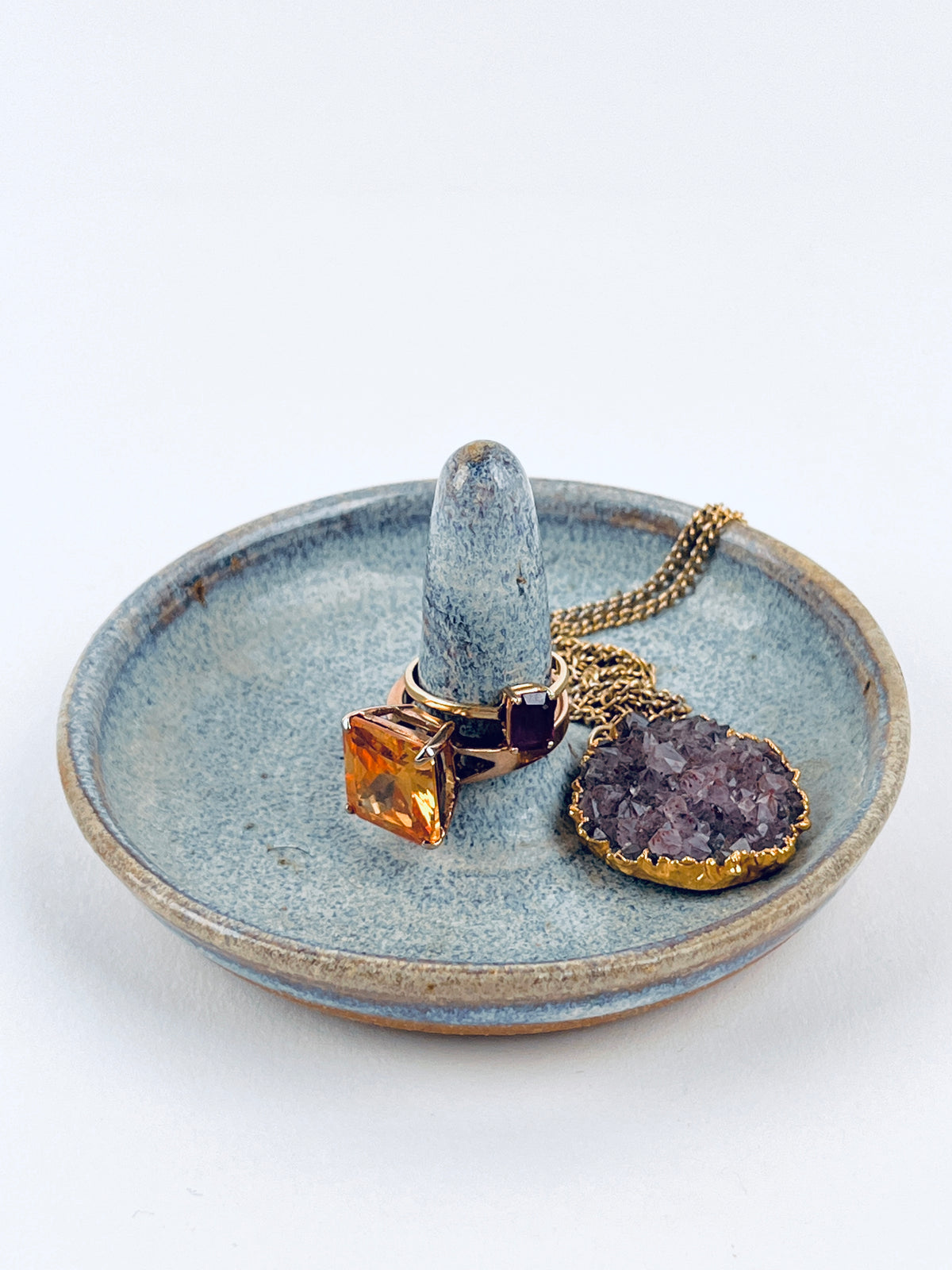 Ceramic Ring Holder