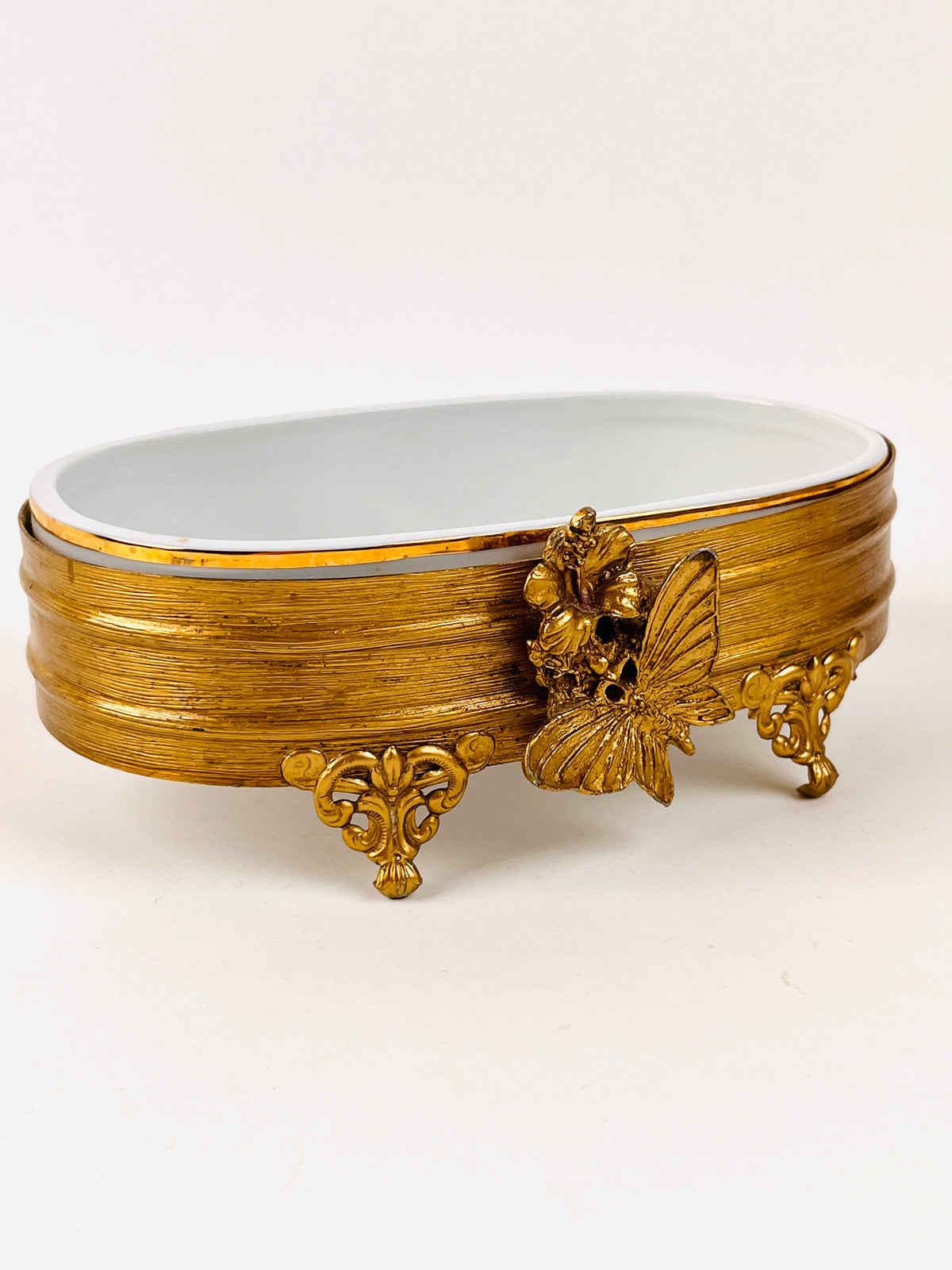 Hollywood Regency Soap Dish