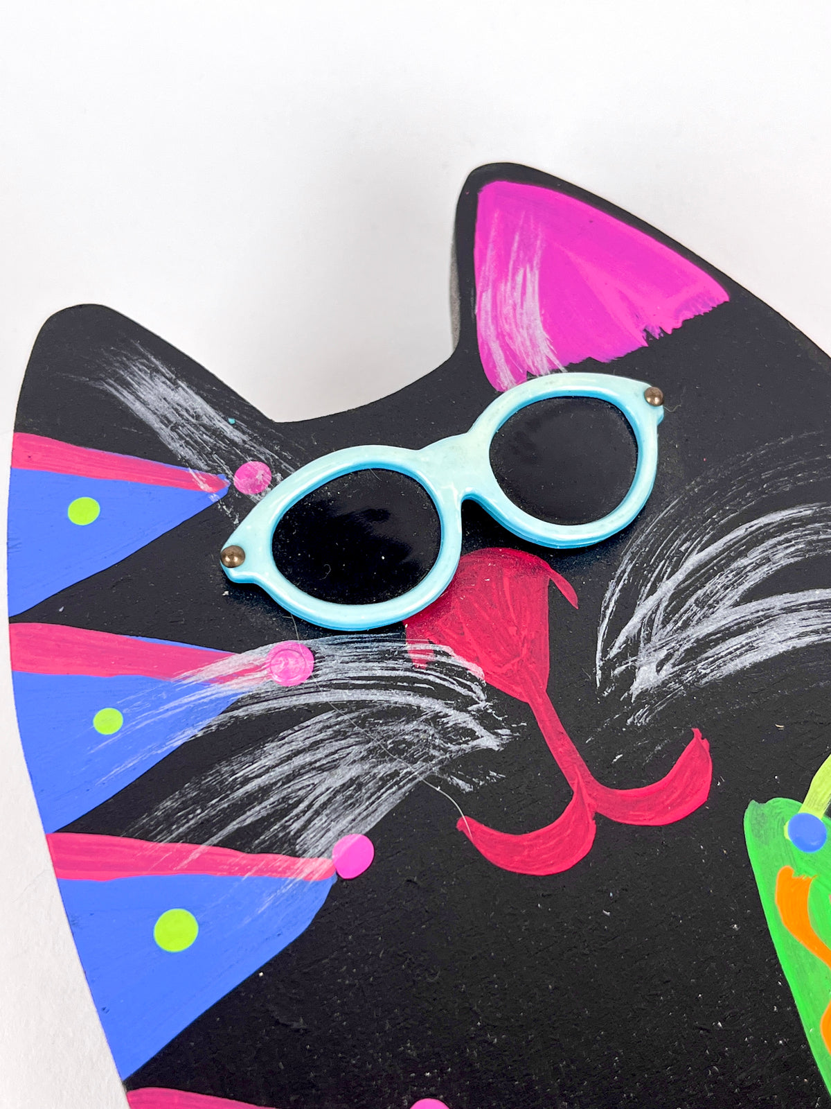 Memphis Style Cat Clock
