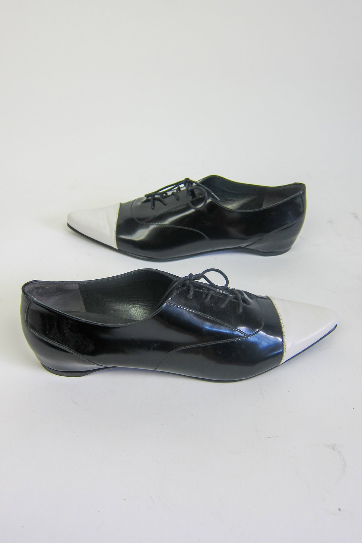 Stuart Weitzman Oxfords