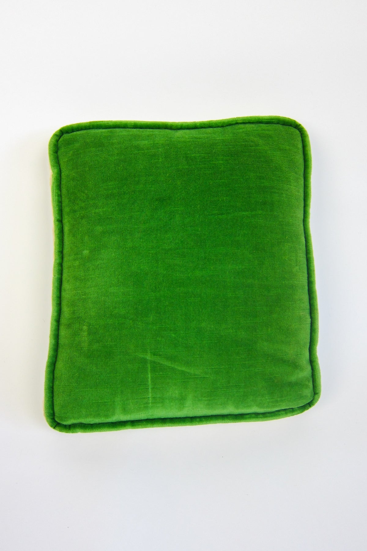 Vintage 1960s Psychedelic Lilac Cat Needlepoint Pillow