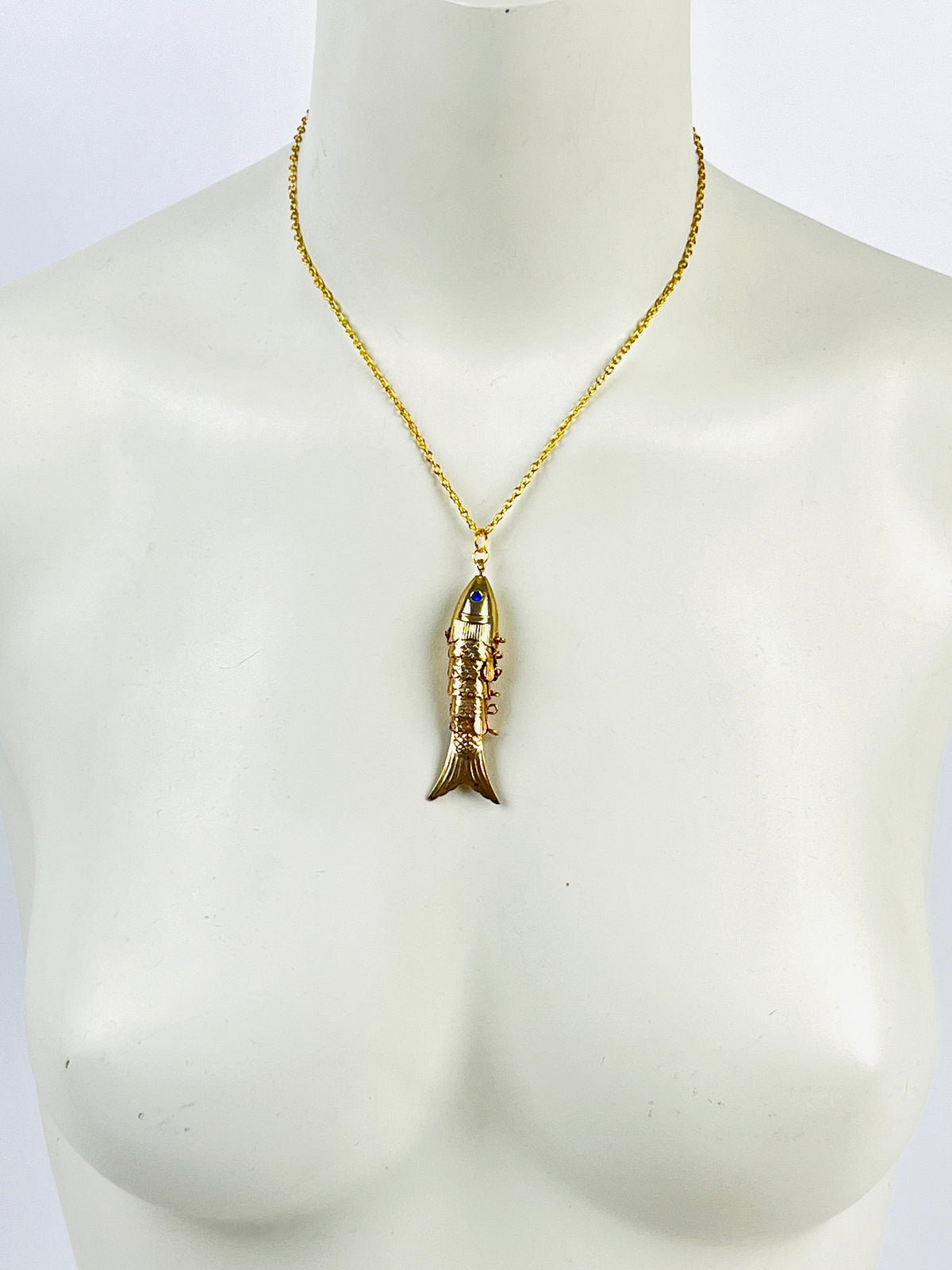Vintage 1970s Articulated Fish Necklace