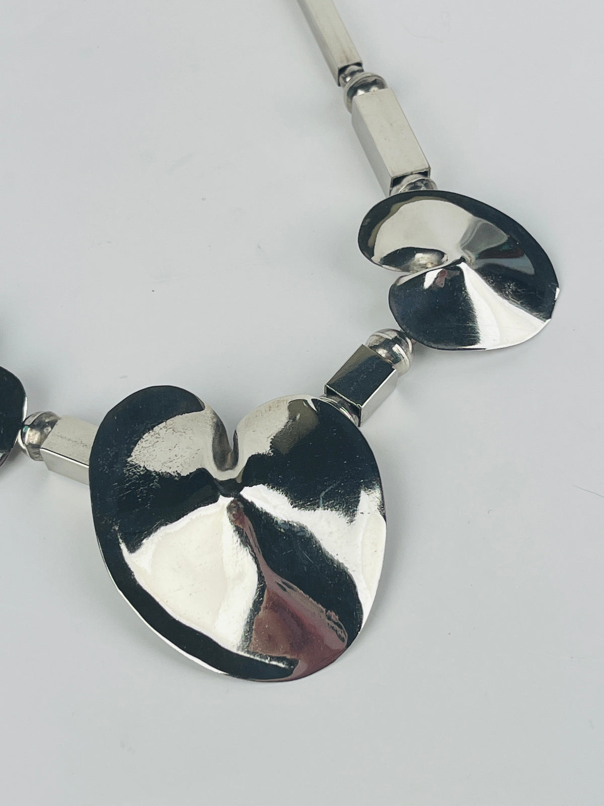 Vintage Modernist Silver Tone Necklace