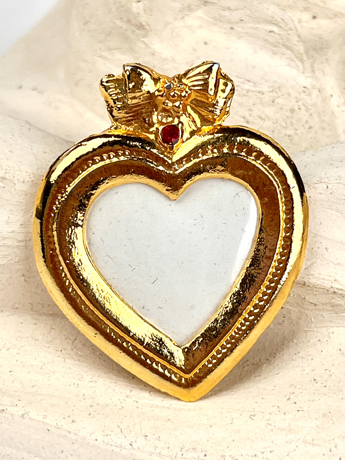 Vintage Gold-Plated Picture Frame Brooch