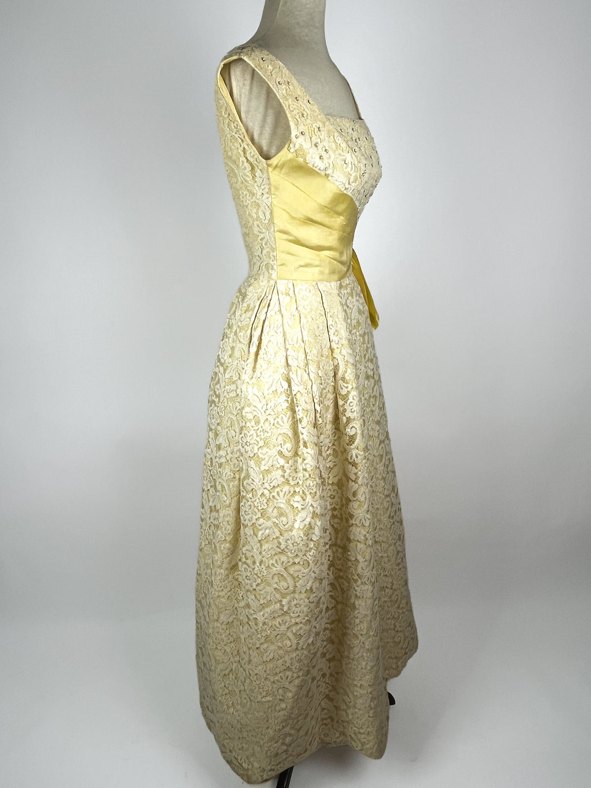 1960s Yellow & White Lace Gown