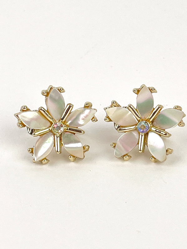 Vintage Mother of Pearl Flower Earrings & Brooch Set