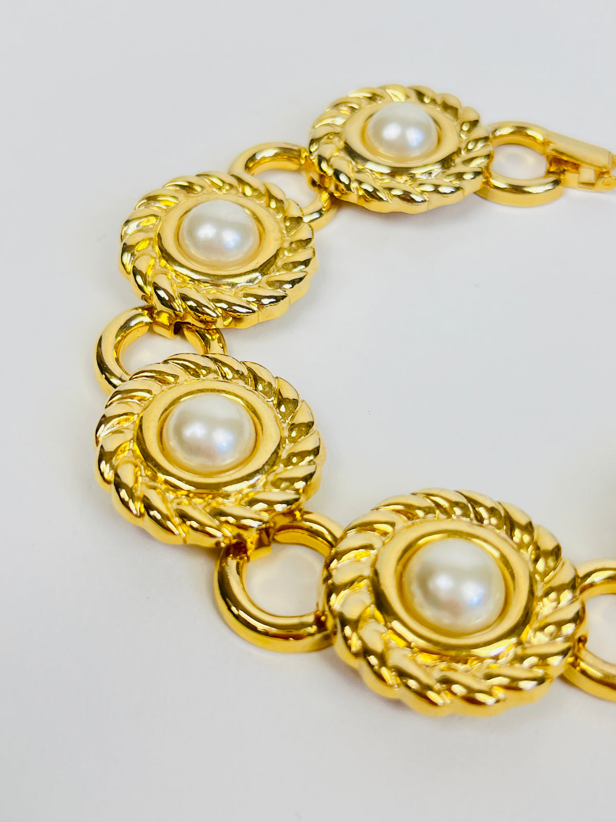 Vintage Faux Pearl Bracelet