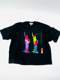 Two Statues of Liberty on Black by Peter Max (1990/1994) by Rénover
