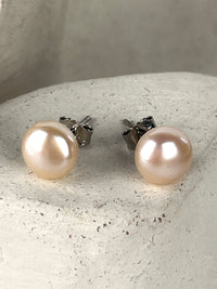 Vintage Freshwater Pearl Earrings