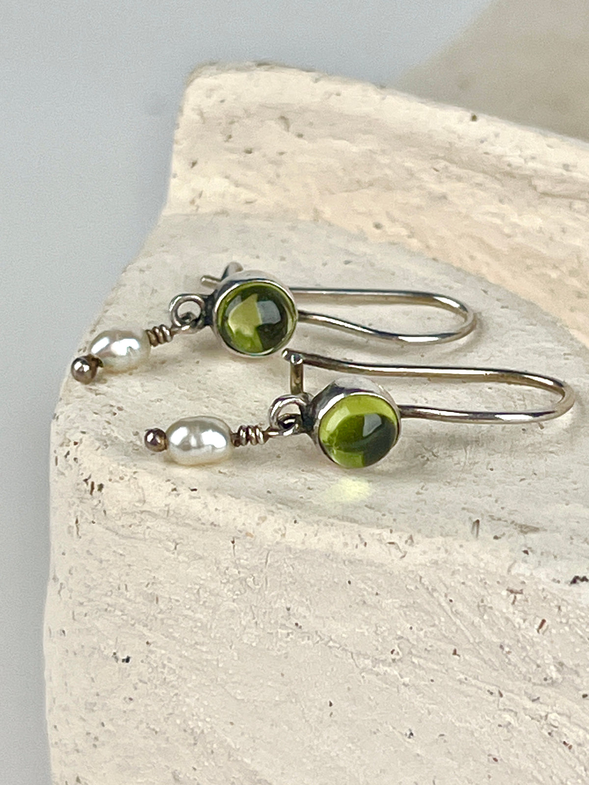 Vintage Sterling Peridot & Pearl Earrings