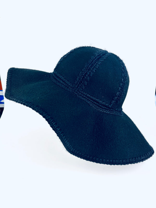 Vintage Black Felted Wool Hat by Liz Claiborne