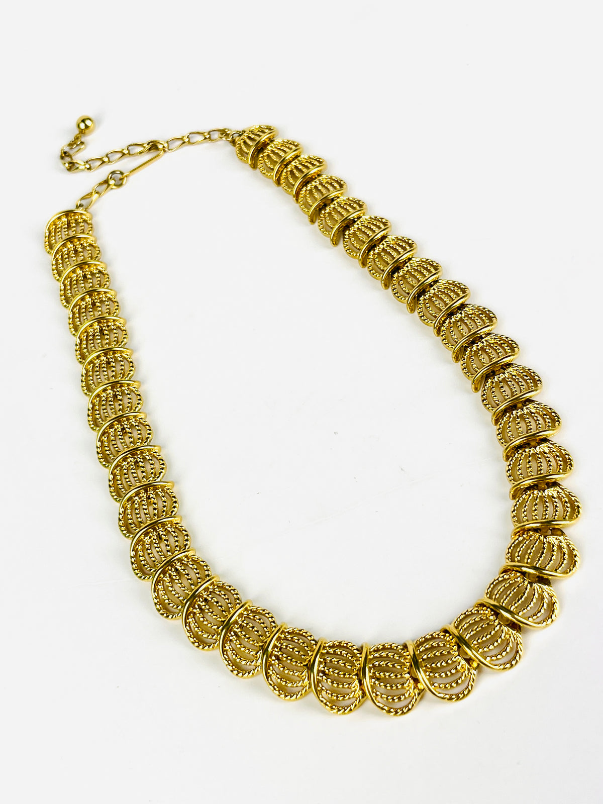 Vintage Gold Tone Necklace