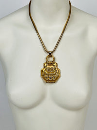 Vintage 1970s Gold Tone Pendant Necklace