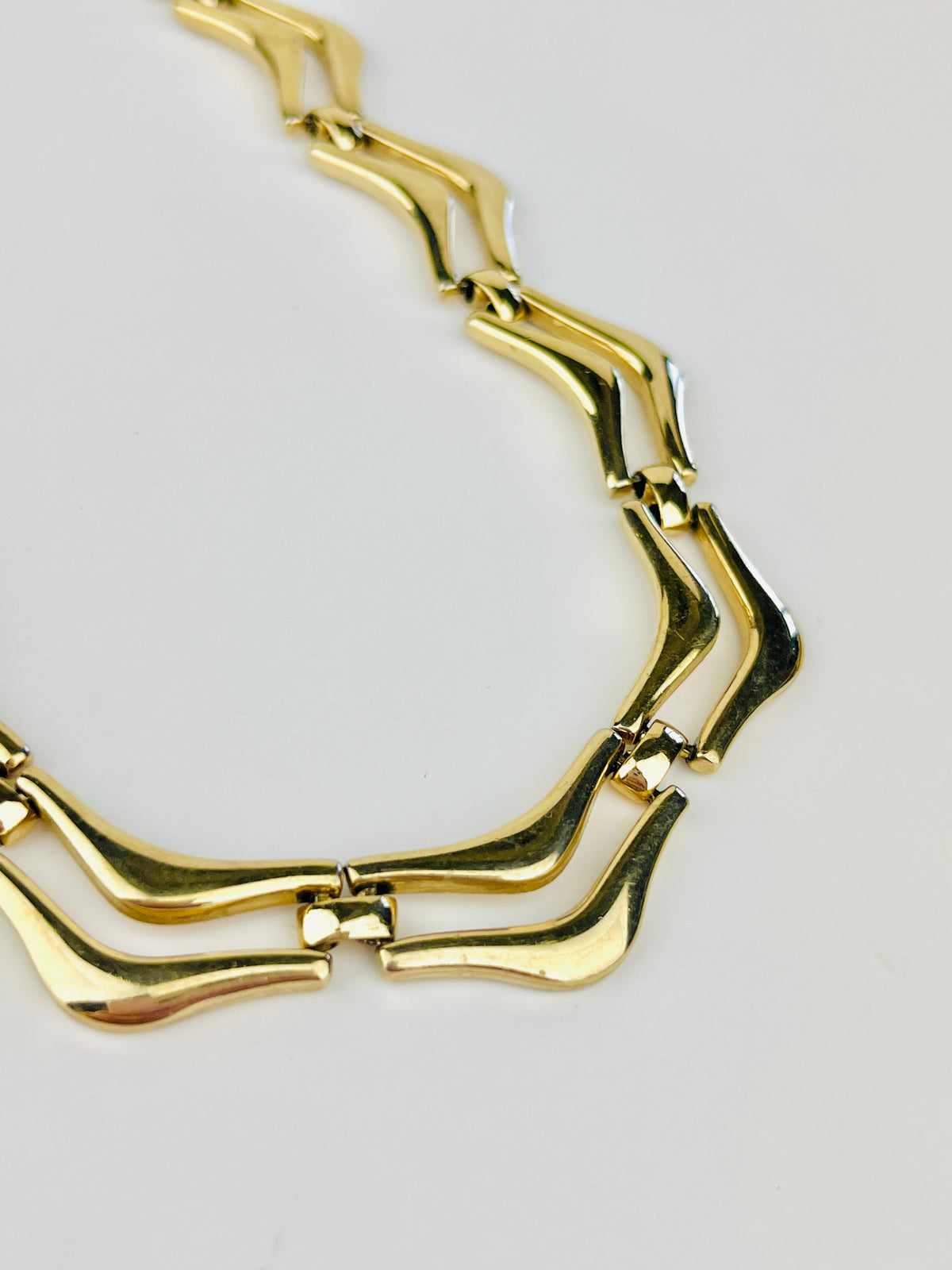 Vintage Gold Tone Necklace